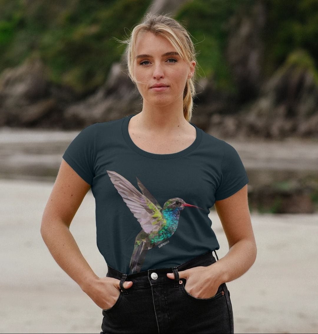 Hummingbird Scoop Neck T-shirt - Printed T-shirt