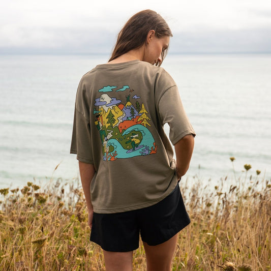 Women's Outdoors Living Oversized T - Shirt - Printed T - shirt